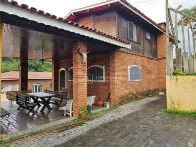Fazenda/Sítio com 3 Quartos à venda, 300m² no Jardim Maracanã, Atibaia