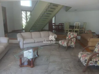 Imóvel Comercial com 4 Quartos para alugar, 320m² no Jardim Guaranhuns, Vila Velha