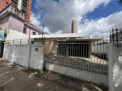 Imóvel Comercial com 8 Quartos para alugar, 511m² no São Brás, Belém