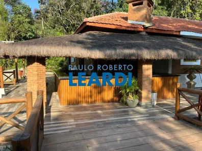 Fazenda/Sítio com 2 Quartos à venda, 700m² no Chácaras Copaco, Arujá