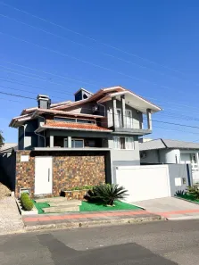 Casa com 4 Quartos à venda, 330m² no Jardim Angélica, Criciúma