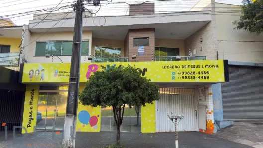 Sobrado com 12 Quartos à venda, 214m² no Parque das Laranjeiras, Maringá