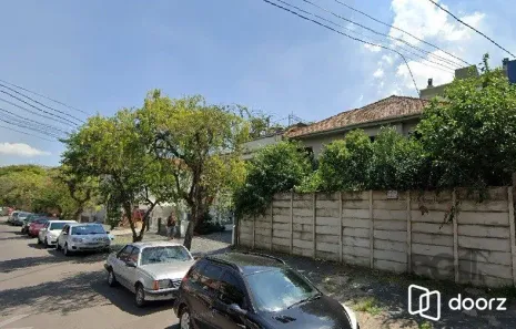 Lote/Terreno à venda, 300m² no São Geraldo, Porto Alegre