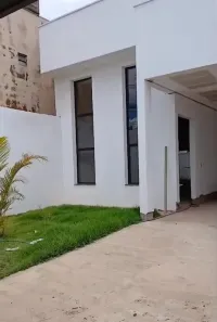 Casa com 3 Quartos à venda, 170m² no Jardim Brasília, Uberlândia