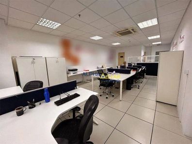 Sala Comercial para venda ou aluguel, 100m² no Alphaville Industrial, Barueri