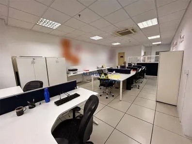 Sala Comercial para venda ou aluguel, 100m² no Alphaville Industrial, Barueri