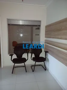 Sala Comercial à venda, 33m² no Vila Nova Conceição, São Paulo