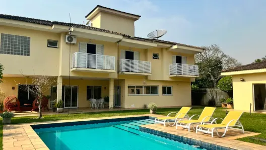 Casa de Condomínio com 6 Quartos para alugar, 636m² no Granja Viana II, Cotia