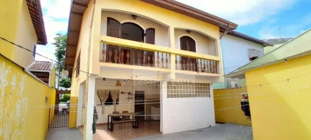 Casa com 3 Quartos à venda, 220m² no Jardim Alvorada, São José dos Campos