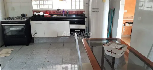 Casa com 3 Quartos à venda, 240m² no Santa Sofia, Americana