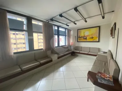 Sala Comercial à venda, 110m² no Gonzaga, Santos