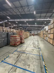 Prédio Residencial com 2 Quartos para alugar, 6500m² no Lago Azul, Manaus