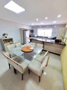 Sobrado com 3 Quartos à venda, 200m² no Jardim Pedroso, Mauá