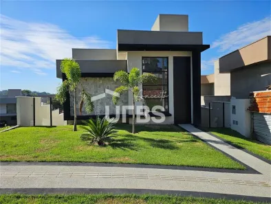 Casa de Condomínio com 4 Quartos à venda, 319m² no Condomínio do Lago 1ª Etapa, Goiânia