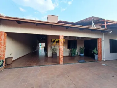 Casa com 3 Quartos à venda, 377m² no Plano Diretor Sul, Palmas