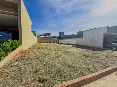 Lote/Terreno à venda, 300m² no Residencial Figueira II, São José do Rio Preto