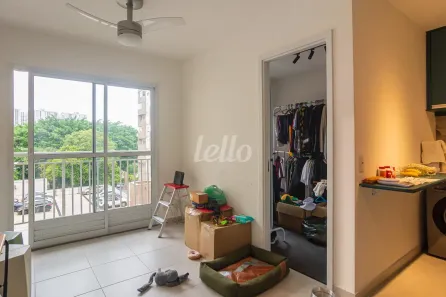 Apartamento com 2 Quartos para alugar, 37m² no Lapa de Baixo, São Paulo