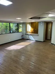 Ponto Comercial para alugar, 240m² no Santa Lúcia, Vitória