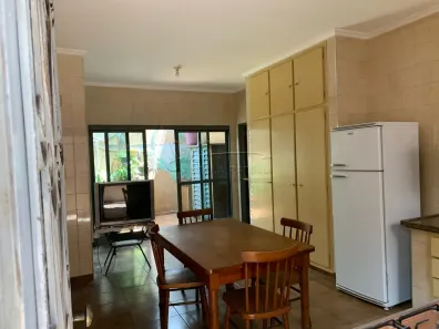 Sobrado com 4 Quartos para alugar, 231m² no Jardim Castelo Branco, Ribeirão Preto