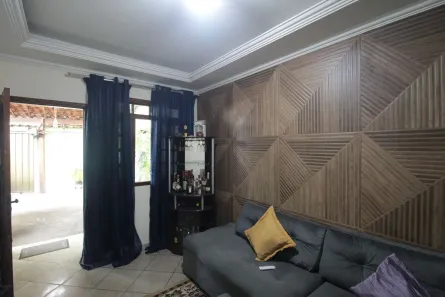 Casa com 2 Quartos à venda, 100m² no São João Batista (Venda Nova), Belo Horizonte