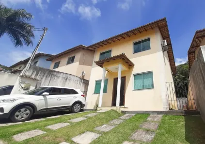 Casa com 3 Quartos à venda, 10m² no Granja dos Cavaleiros, Macaé