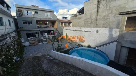 Casa com 3 Quartos à venda, 250m² no Vila Maricy, Guarulhos
