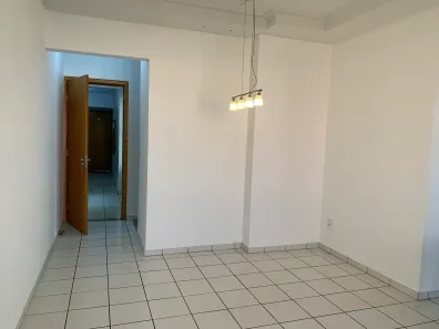 Apartamento com 3 Quartos para alugar, 80m² no Setor dos Funcionários, Goiânia