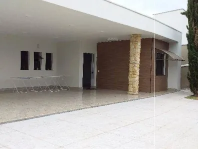 Casa com 3 Quartos à venda, 275m² no Centro, Águas de São Pedro