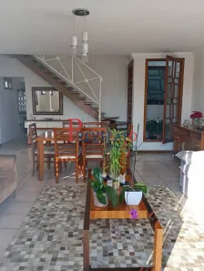 Sobrado com 2 Quartos para alugar, 276m² no Pinheirinho, Santo André
