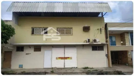 Prédio Residencial com 5 Quartos para alugar, 264m² no Henrique Jorge, Fortaleza