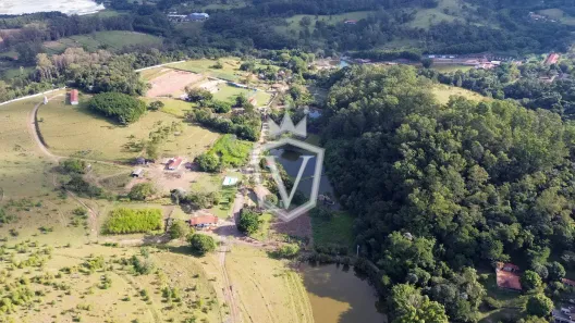 Fazenda/Sítio com 3 Quartos à venda, 323000m² no Bosque dos Pinheirinhos, Jundiaí