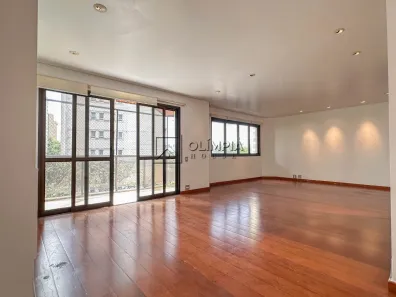 Apartamento com 3 Quartos para alugar, 225m² no Jardim Europa, São Paulo