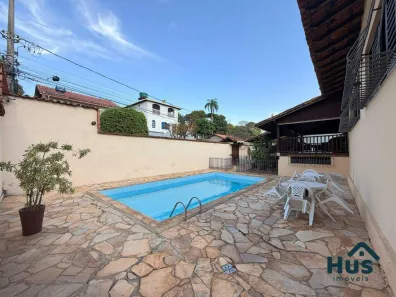 Casa com 3 Quartos à venda, 235m² no Santa Amélia, Belo Horizonte