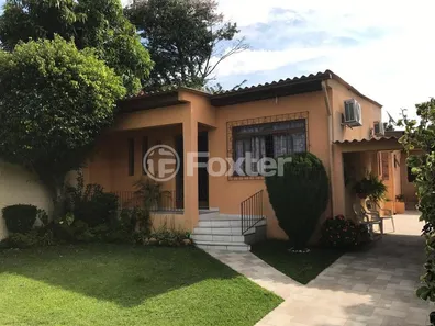 Casa com 2 Quartos à venda, 230m² no Vila Nova, Porto Alegre