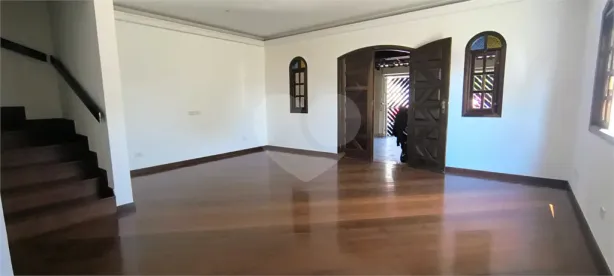 Sobrado com 3 Quartos à venda, 202m² no Jardim Ivana, São Paulo