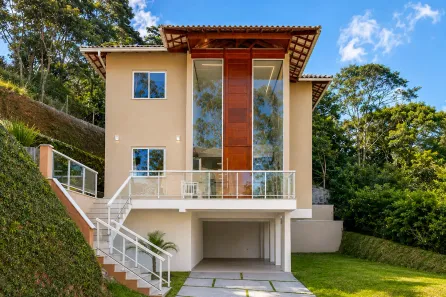 Casa com 3 Quartos à venda, 206m² no Bom Retiro, Teresópolis