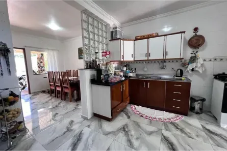 Sobrado com 4 Quartos à venda, 150m² no Santa Cruz, Cascavel