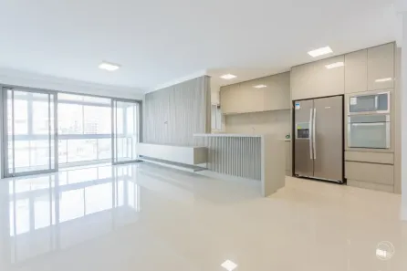 Apartamento com 3 Quartos à venda, 137m² no Centro, Florianópolis