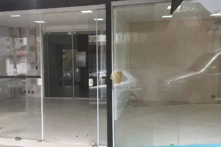 Imóvel Comercial com 4 Quartos à venda, 305m² no Vila Clayton, Valinhos