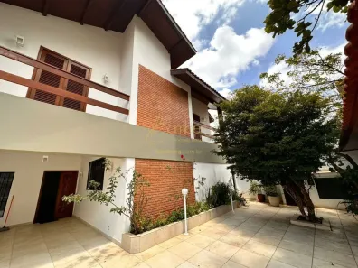 Casa com 4 Quartos à venda, 280m² no Jardim Campo Grande, São Paulo