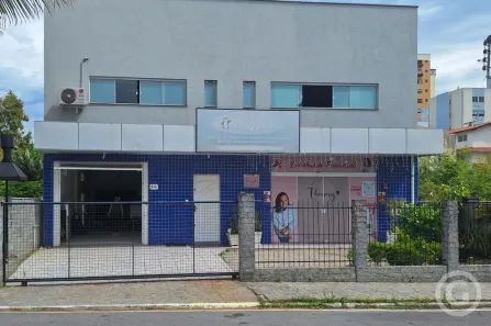 Apartamento com 1 Quarto para alugar, 30m² no Barreiros, São José