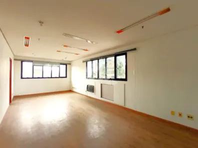 Ponto Comercial para alugar, 39m² no Auxiliadora, Porto Alegre