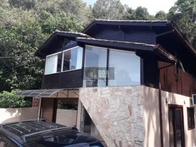 Casa com 3 Quartos à venda, 208m² no Sambaqui, Florianópolis