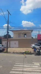 Casa com 3 Quartos à venda, 250m² no Jardim Europa, Goiânia
