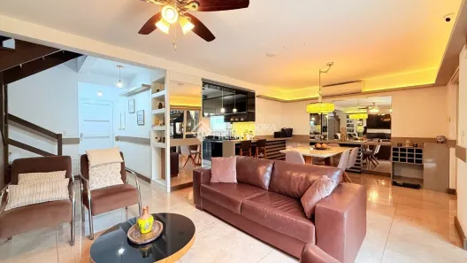 Casa de Condomínio com 3 Quartos à venda, 225m² no Lomba do Pinheiro, Porto Alegre