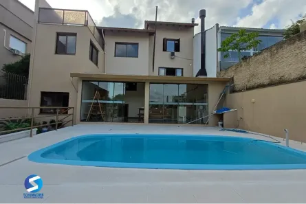 Casa com 3 Quartos à venda, 319m² no Jardim do Salso, Porto Alegre