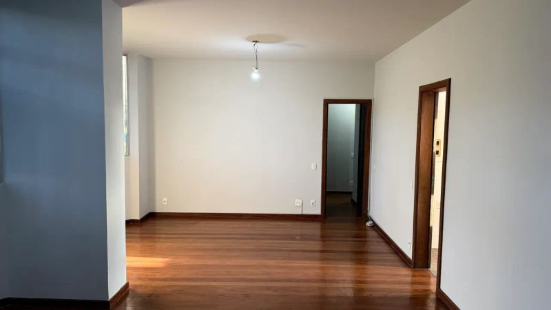 Apartamento com 3 quartos — Sion, Belo Horizonte