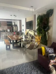 Casa de Condomínio com 3 Quartos à venda, 210m² no Petrópolis, Várzea Grande