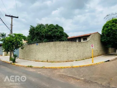 Casa com 6 Quartos à venda, 218m² no Vila Pacífico, Bauru