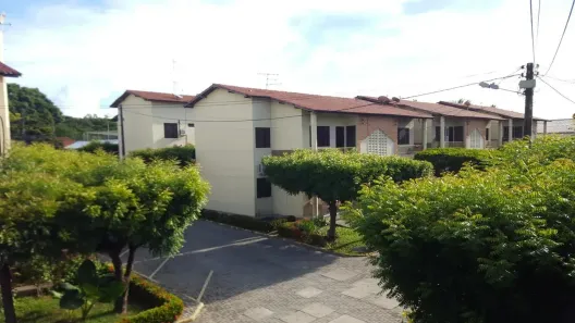 Casa de Condomínio com 2 Quartos à venda, 60m² no Cambeba, Fortaleza
